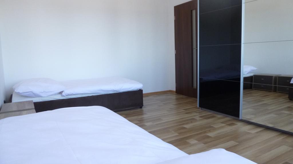 Apartmanovy Byt Pri Zubacke Штрба Номер фото
